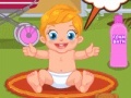 Игра Baby Lizzie Outdoor Bathing