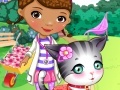 Игра Doc McStuffins Stray Kitten Caring