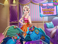 Игра Ice Queen Wardrobe Cleaning