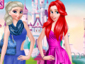 Игра Princesses at Yard Sale