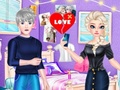 Игра Elsa Heart Break Time