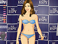 Игра Carmen Electra Dress Up